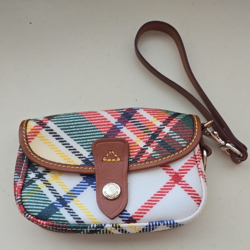 Dooney & Bourke Red and Green Clutch Timeless Design